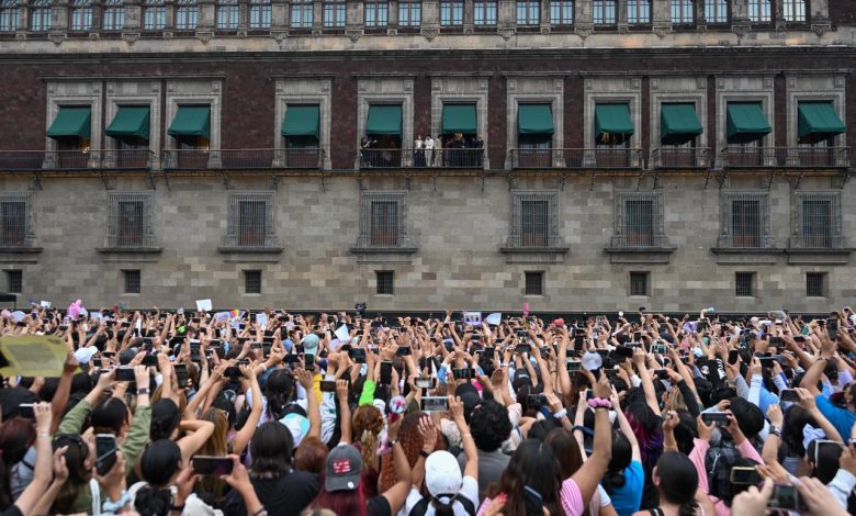 BTS Palacio Nacional: Claudia Sheinbaum recibe a la banda en el Zócalo