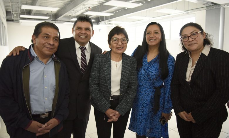La rectora Lilia Cedillo en recorrido