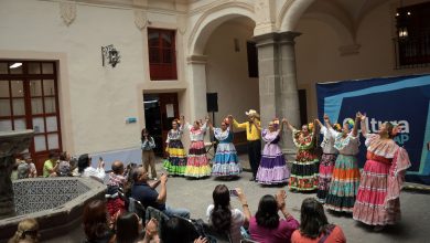 Participantes en actividades culturales de la BUAP en Casa de las Bóvedas