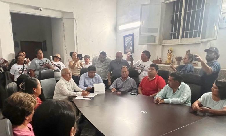Toma de protesta de los nuevos integrantes de los concejos municipales de Puebla