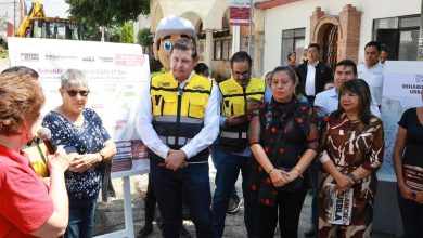 Trabajos de rehabilitación de pavimento en la calle 27 Sur, en la colonia La Paz de Puebla.
